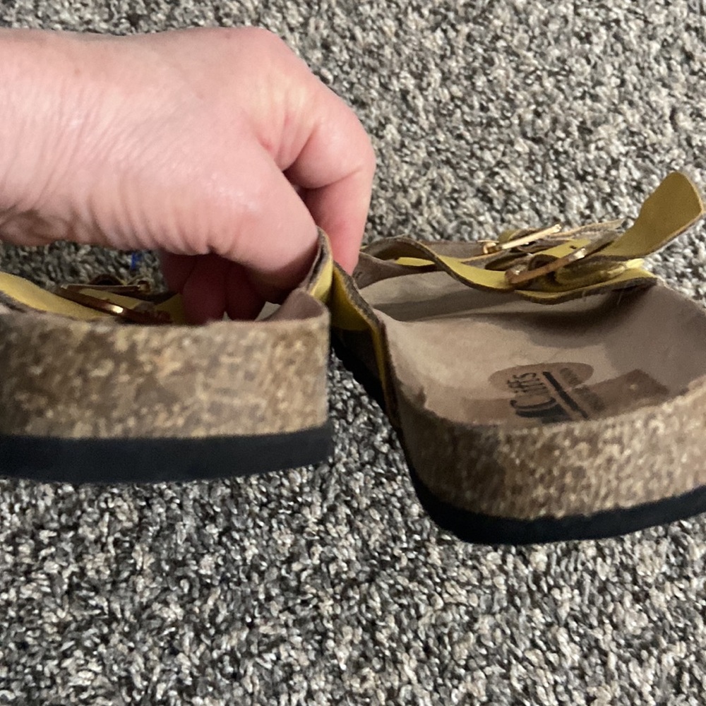 Cliffs White Mountain Sandals View 6